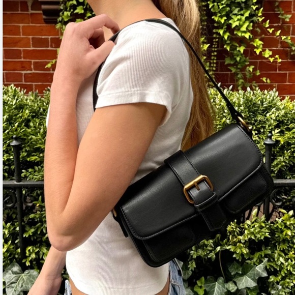 Brandy Melville leather purse - Picture 5 of 7